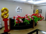 украшение офиса на 8 марта. Букеты цветов из шаров